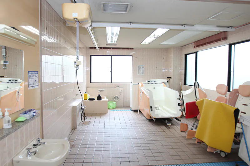 機械浴室